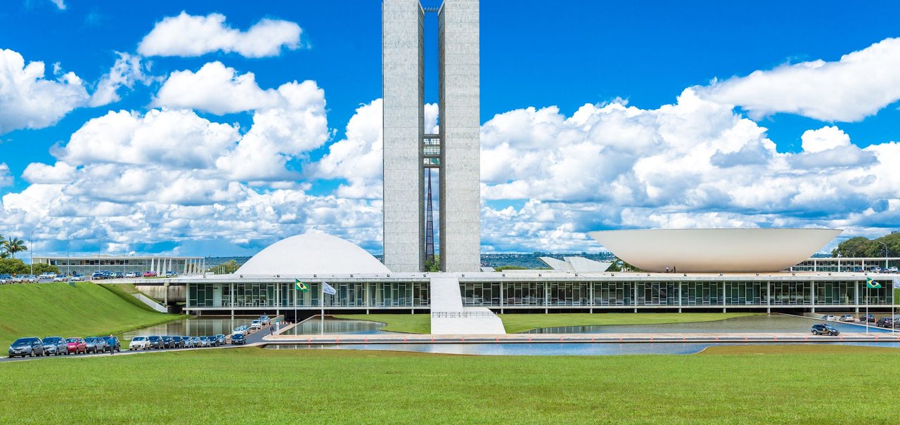 Governo brasileiro teme ficar sozinho na regulação das big techs após recuos da UE