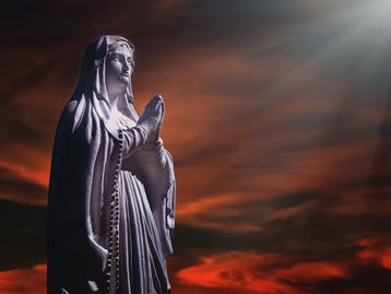 Mistério sobre a imagem da 'Virgem Maria que chora sangue' é solucionado por teste de DNA