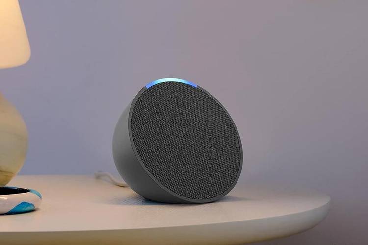 Smart-Speaker-com-Alexa-Echo-Pop.jpg