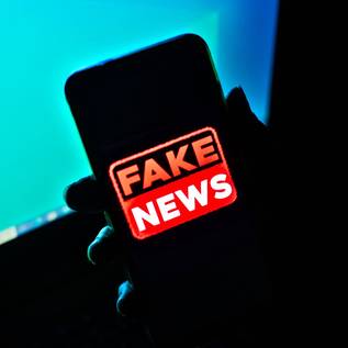 Imagem de Meta reduz moderação e acende alerta sobre desinformação - The BRIEF