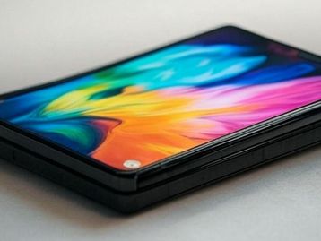 Tudo o que sabemos sobre o iPhone dobrável da Apple