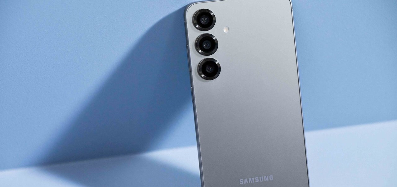 Galaxy S26 Ultra pode voltar a ter câmera de abertura variável abandonadas pela Samsung