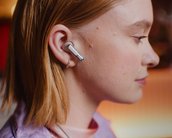 Fone JBL Live Beam 3 com tela touch pelo menor preço na Amazon; confira