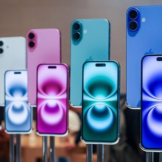 Imagem de iPhone 17 deve ser mais caro, mas Apple não quer culpar tarifas dos EUA