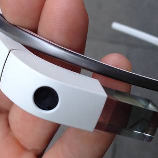 Imagem de Que fim levou o Google Glass, aparelho futurista que ia substituir os smartphones?