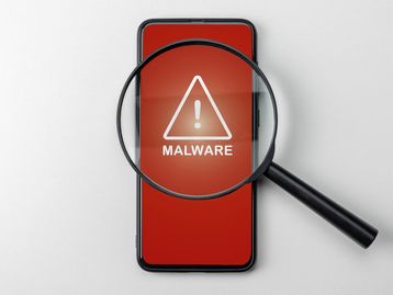 Mais de 300 apps maliciosos que atingiram usuários brasileiros foram encontrados na Play Store; entenda