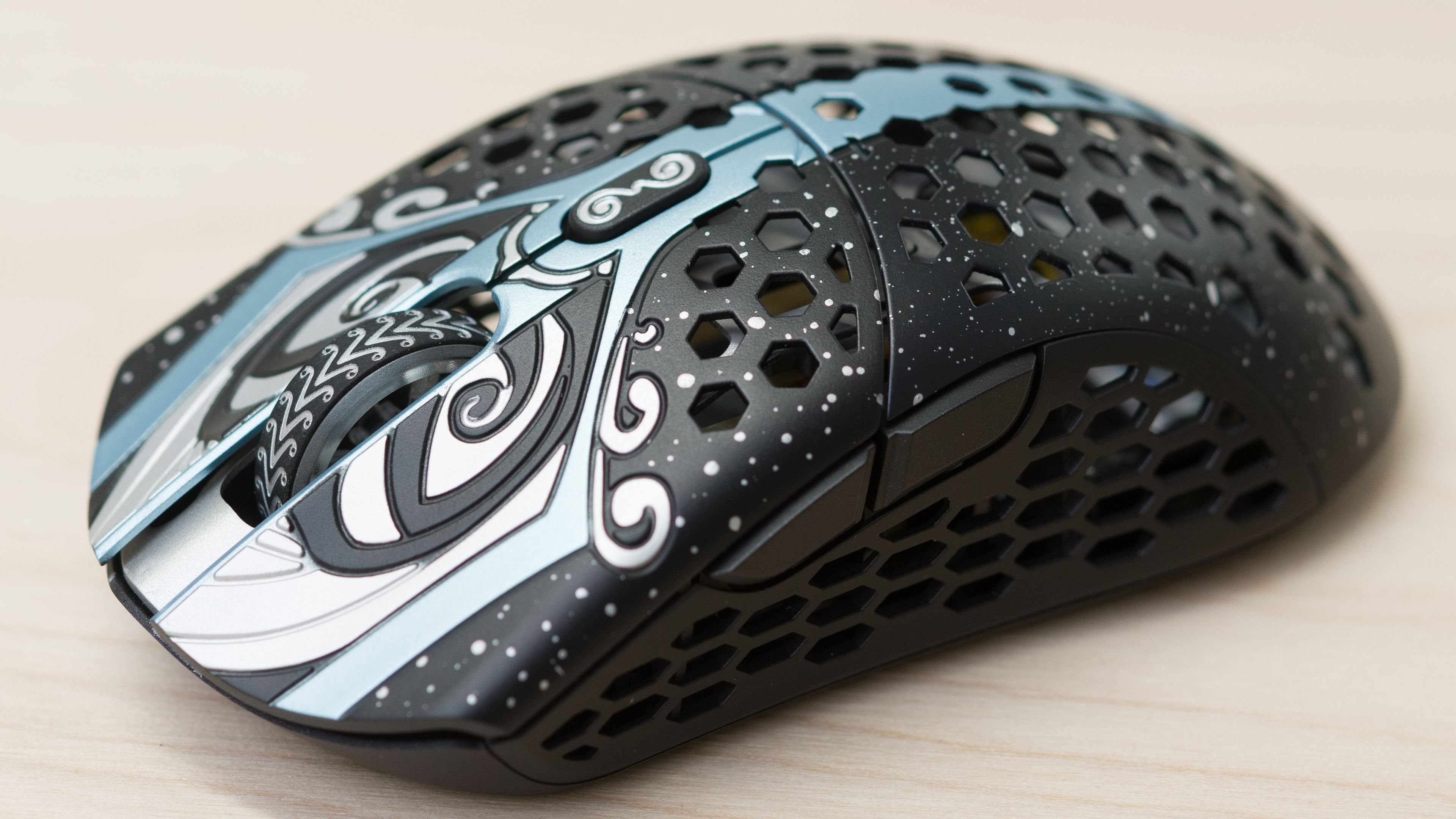 Finalmouse Starlight-12