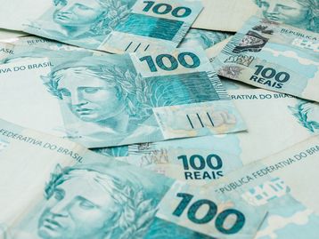 MP denuncia três envolvidos em lavagem de R$ 6 bilhões para o PCC por meio de fintechs