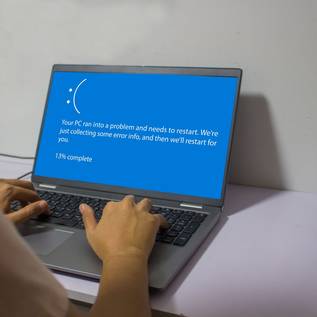 Imagem de 'Tela azul da morte' pode mudar de cor no Windows 11 em breve