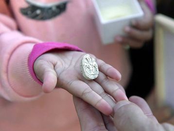 Menina de três anos acha selo de Canaã no vale onde Davi matou Golias