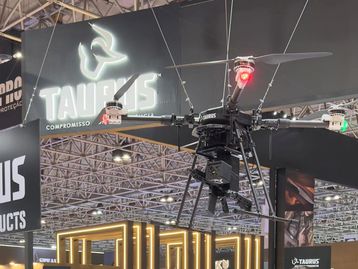 Taurus anuncia drone que pode ser equipado com fuzis e metralhadoras para operações policiais