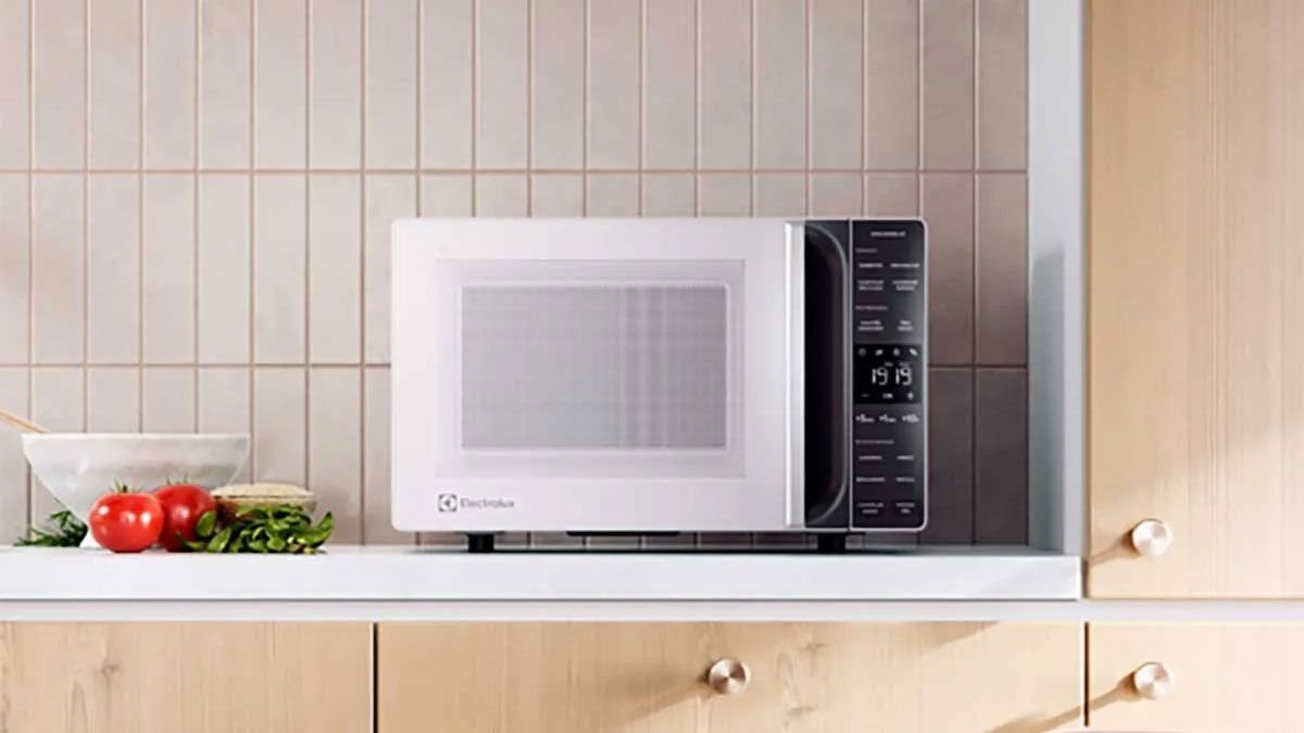 The refrigerator, washer, stove and more tools offered for sale in Casas Bahia; Control