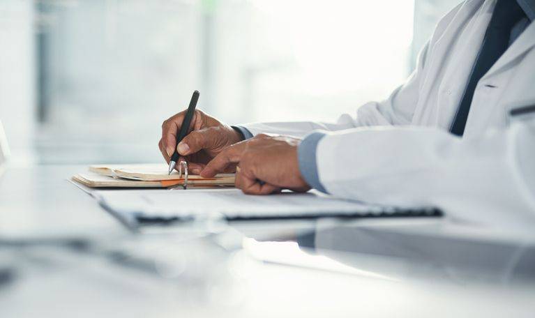 ia-sugere-tratamento-medico-2.jpg