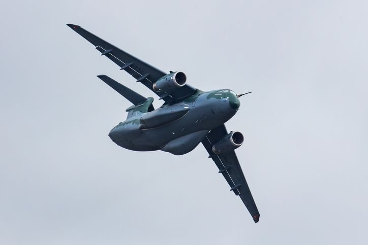 embraer-kc-390-aviao-brasileiro-2.jpg
