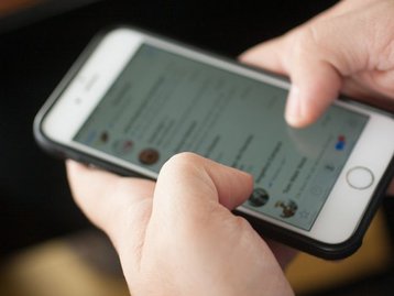 WhatsApp finalmente permite criar e compartilhar pacotes de figurinhas