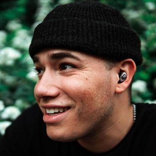 Imagem de 10 produtos JBL para garantir com desconto na Amazon; confira fones, caixas de som e headset gamer