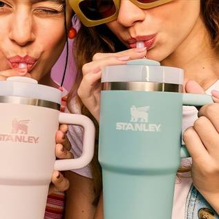 Imagem de Novo Copo Stanley Quencher: conheça a versão mini do modelo mais famoso da marca