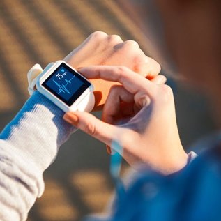 Imagem de Smartwatches em promoção no Mercado Livre: Apple, Garmin, Huawei, QCY e mais com até 45% OFF 
