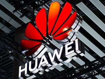 É guerra: Huawei já teria infraestrutura de IA com mais potência que a da Nvidia