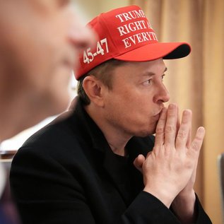 Imagem de Elon Musk leva 'não' de influenciadora no X ao propor ter um filho com ela, afirma jornal
