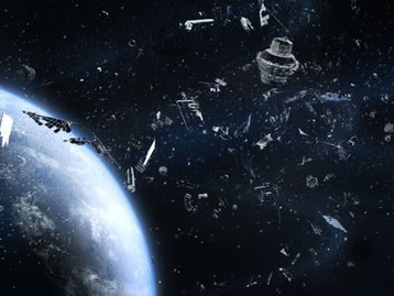 Risco de colisões orbitais está chegando a um nível crítico, alerta estudo