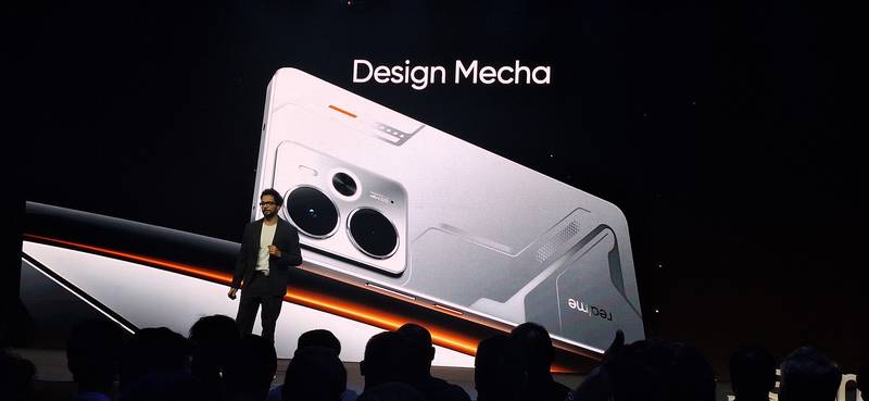 realme14.jpg