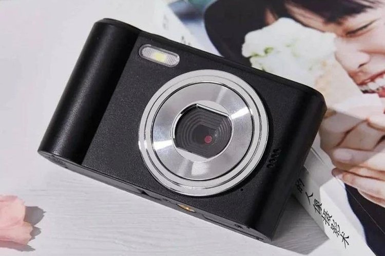 Camera-digital-Selfie-Mini-de-50MP.jpg
