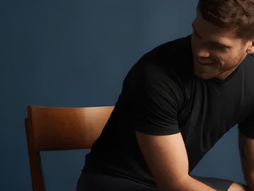 Camiseta Insider: 5 modelos diferentes para conhecer e comprar com desconto