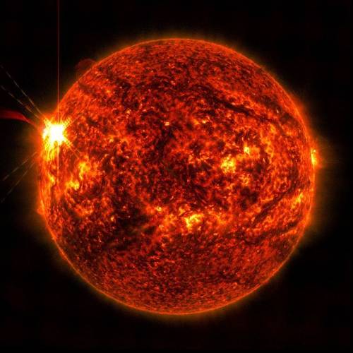 erupcao-solar-apagao-radio-1.jpg