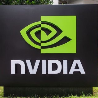 Imagem de Participação de mercado da Nvidia na China caiu 50% e CEO culpa Biden