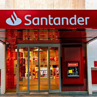 Imagem de Santander lança "Alerta de Segurança" que interrompe transações durante chamadas telefônicas suspeitas