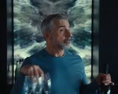 Bilionários em retiro de luxo assistem o planeta entrar em colapso com IA em novo filme da HBO