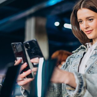 Imagem de Smartphones ficaram 88% mais caros em um ano no Brasil. O que explica o aumento?