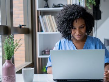 Home office: 61 vagas para trabalho remoto internacional [20/05]