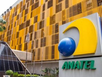 Operação da Anatel apreende eletrônicos piratas da Amazon e Mercado Livre