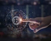 Alta do bitcoin: brasileiros sacam mais de R$ 10 milhões em fundos de criptomoedas