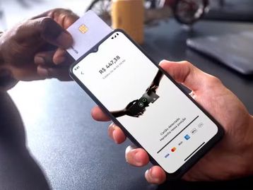 Como transformar o seu celular em maquininha de cartão?