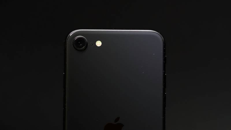 Foto do iPhone 16e