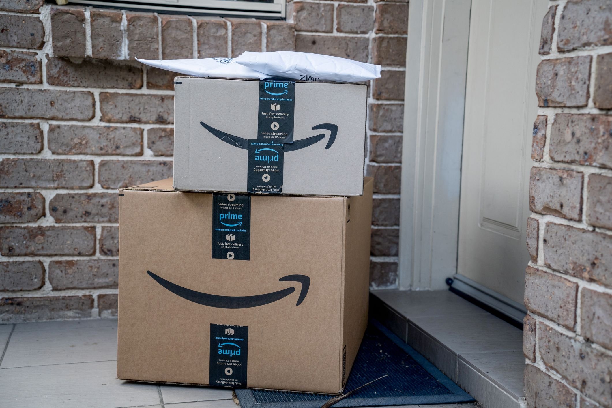 Amazon testa robôs humanoides para fazer entregas de encomendas, diz site Amazon testa robôs humanoides para fazer entregas de encomendas, diz site
