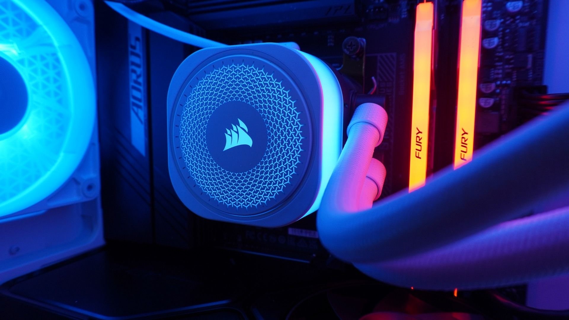 Water cooler Corsair iCUE LINK TITAN 360 RX RGB