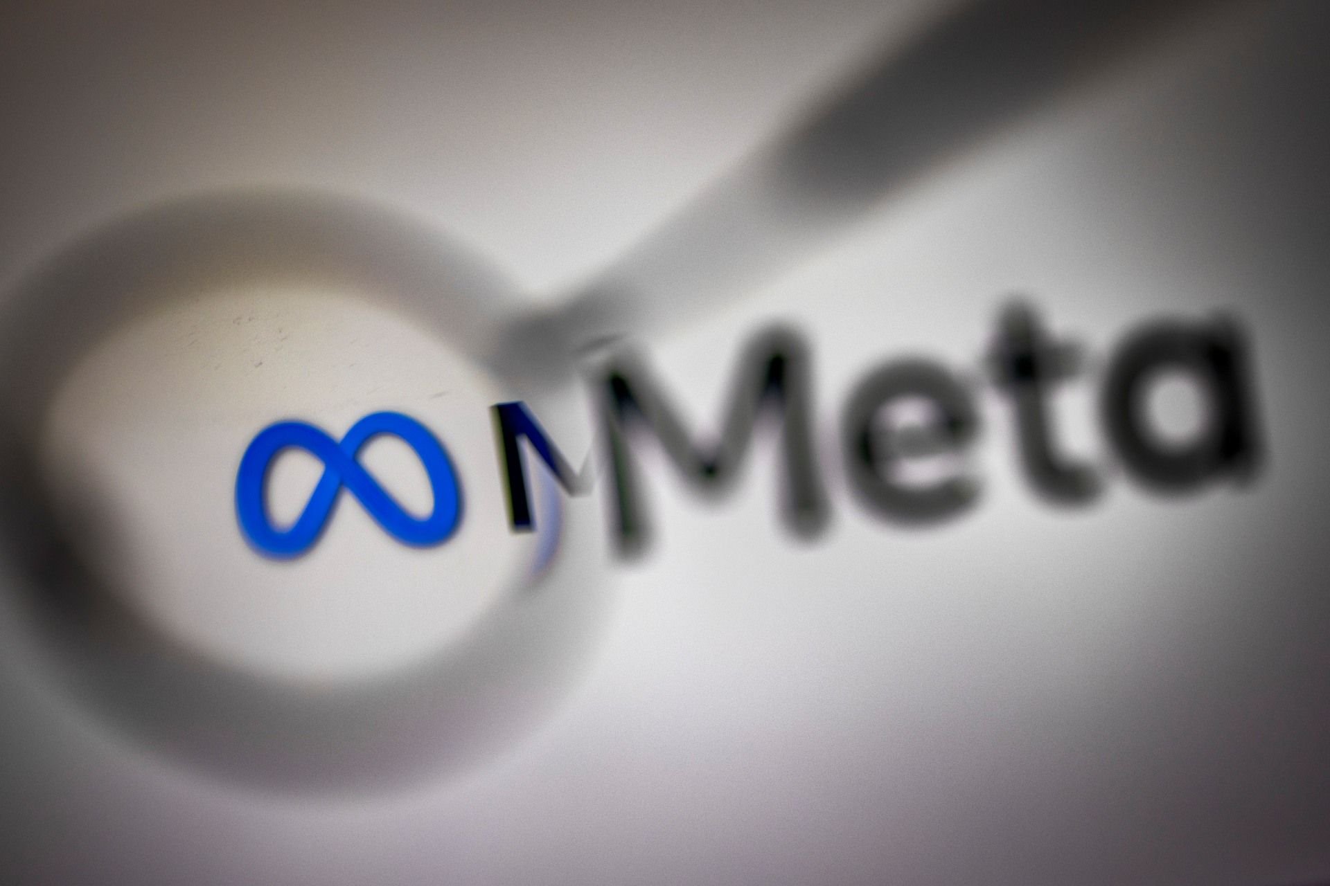 Meta investirá US$ 15 bilhões em inteligência artificial geral que ‘pensa como humanos’ Meta investirá US$ 15 bilhões em inteligência artificial geral que ‘pensa como humanos’