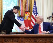 Foi mal: Elon Musk diz ter se arrependido de algumas postagens contra Donald Trump