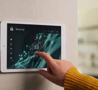 Imagem de Para que serve um monitor de casa inteligente?