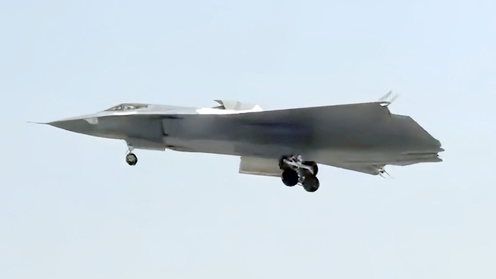 Chengdu J-36: conheça a nova aeronave militar da China para missões stealth