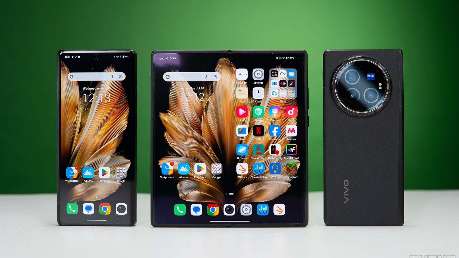 Celular dobrável de marca chinesa promete ser o primeiro a ter compatibilidade com Apple Watch