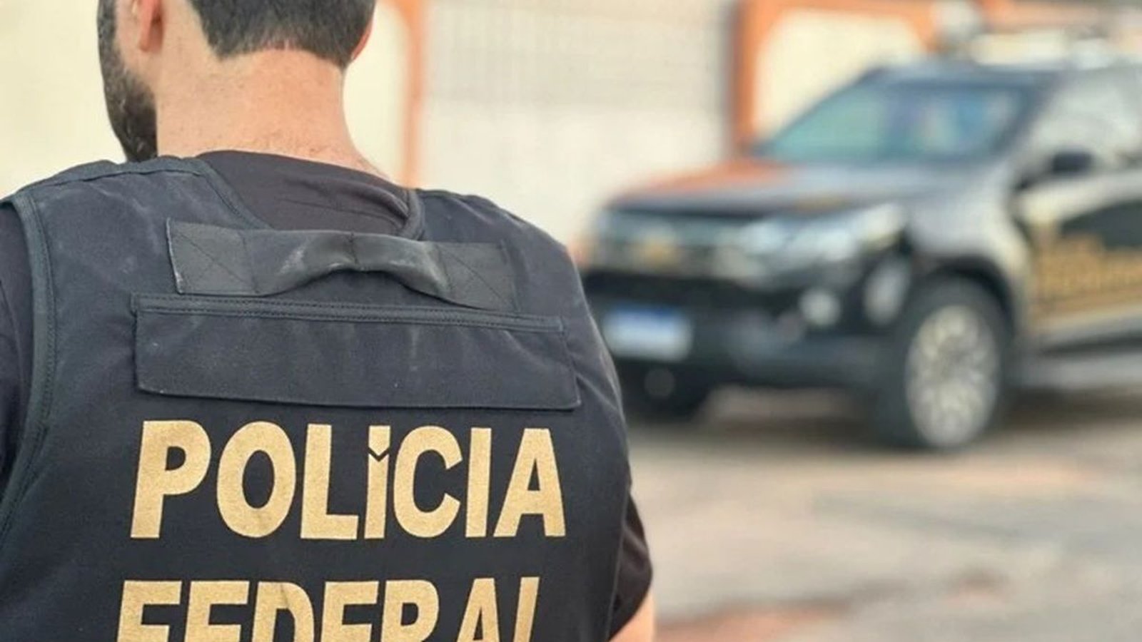 Cibercriminoso Azael, que "implorava por prisão", foi pego pela Polícia Federal