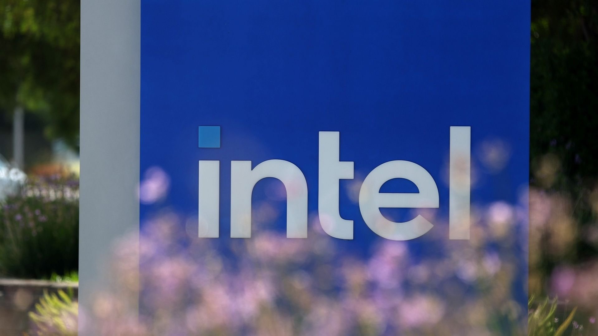 Intel planeja demitir 20% dos funcionários de fábricas em julho, segundo documento vazado Intel planeja demitir 20% dos funcionários de fábricas em julho, segundo documento vazado