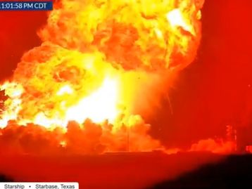 Foguete da SpaceX explode em teste; assista o vídeo