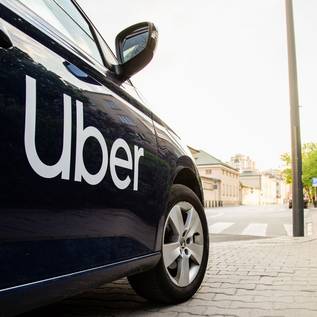 Imagem de Uber investe US$ 300 milhões e vai lançar robotáxis 100% autônomos em 2026 