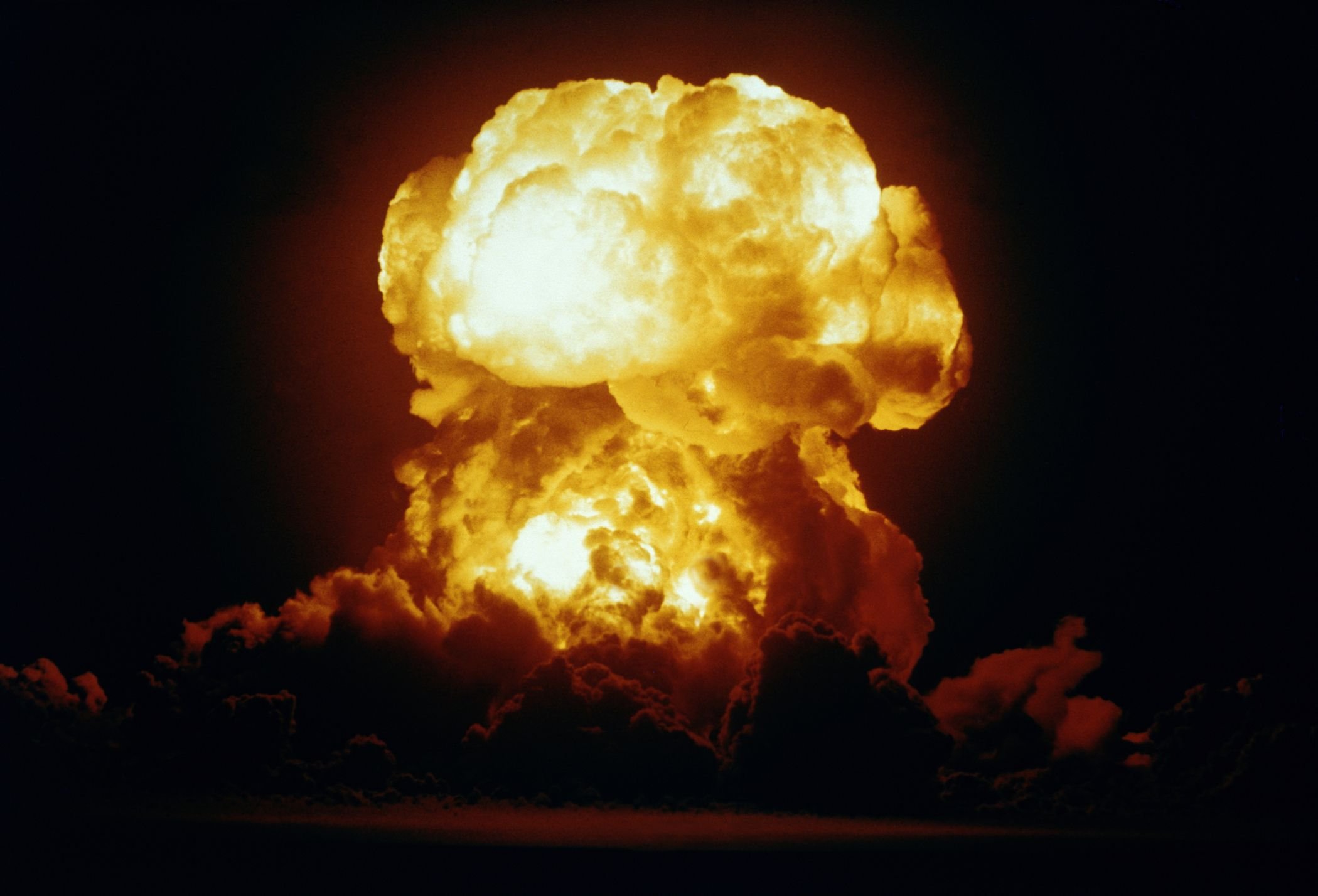 Qual é a distância segura para sobreviver a uma explosão nuclear?